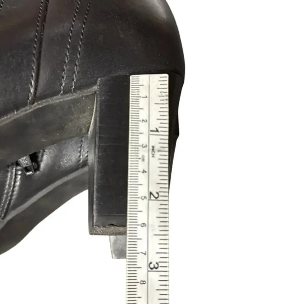 Women's LL Bean Black Ankle Boot Signature Leather Side Zip Heel Booties Size 8M